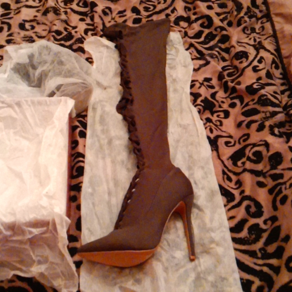 Liliana Thigh High Lexa 3 Pointy Toe Stilleto Boots